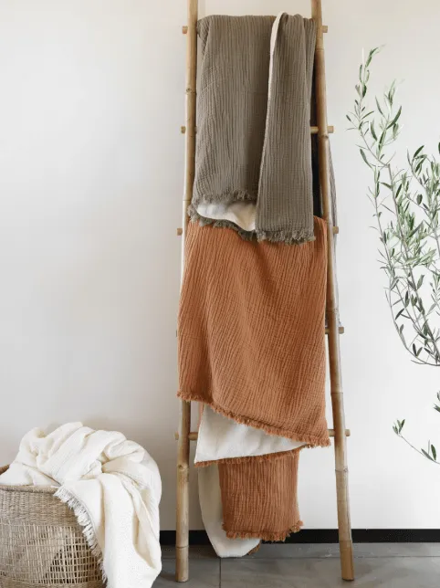 Alaia Sherpa Throw