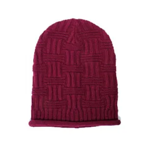 Basket Weave Slouchy Beanie Hat in Burgundy