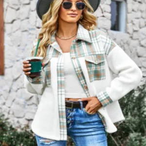 Chic Plaid Sherpa Jacket: Button Front for Trendy Contrast