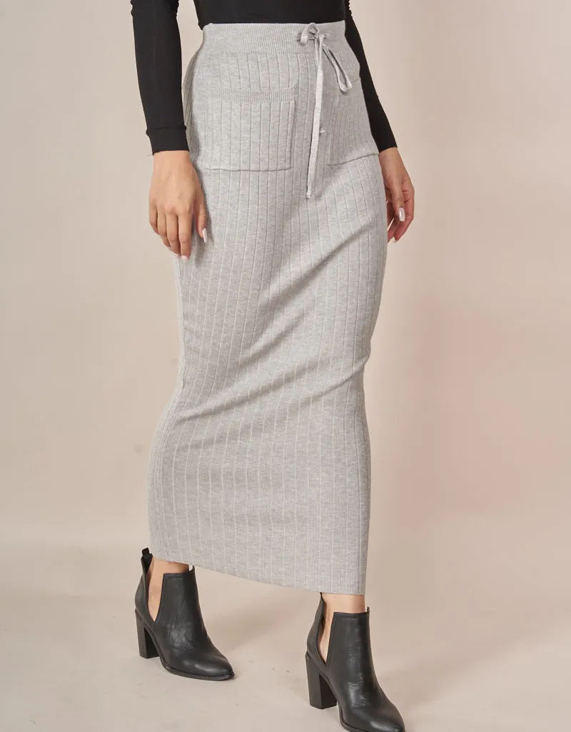 Front Pocket Knit Skirt