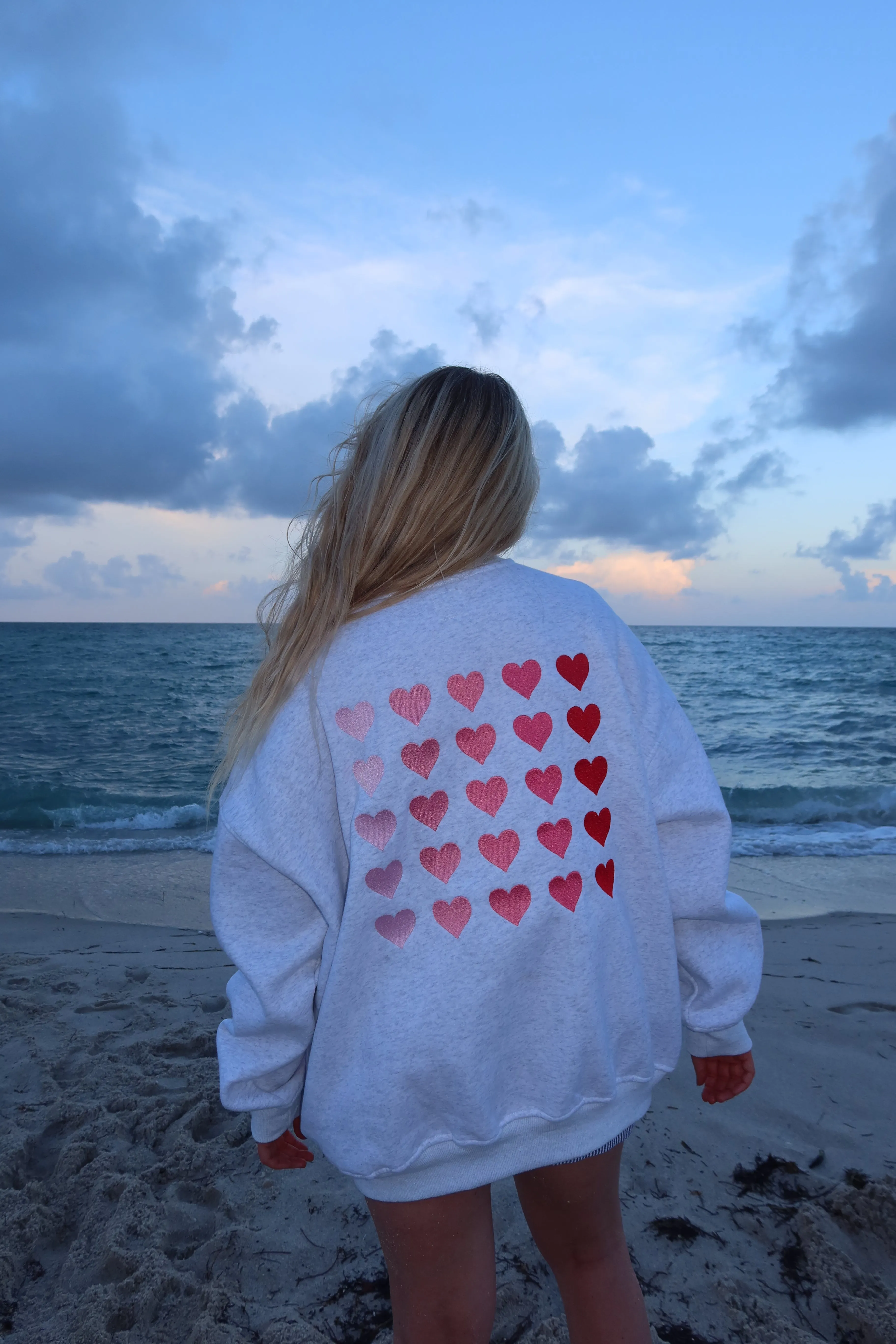 Ombre Hearts Embroider Sweatshirt