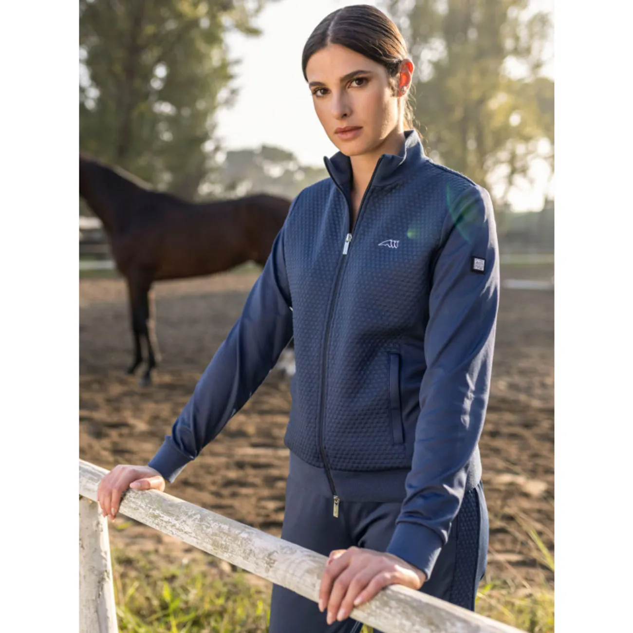 WOMEN&#x27;S FULL ZIP SWEATSHIRT MODEL ELASTE